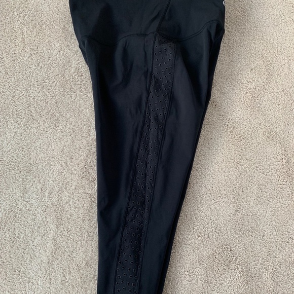 Lululemon black eyelet crop leggings - Picture 7 of 9